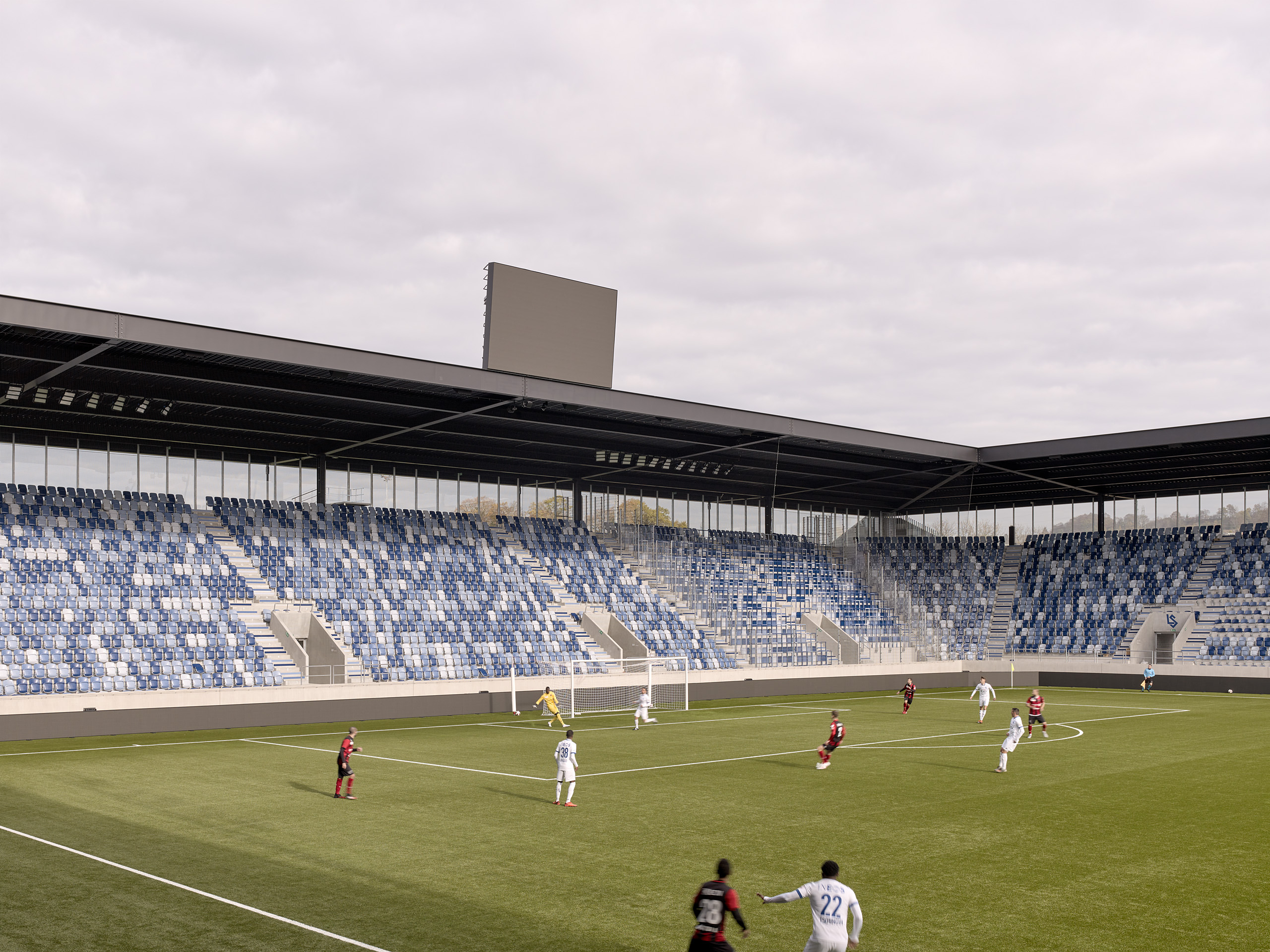 Stade de la Tuilière, Lausanne